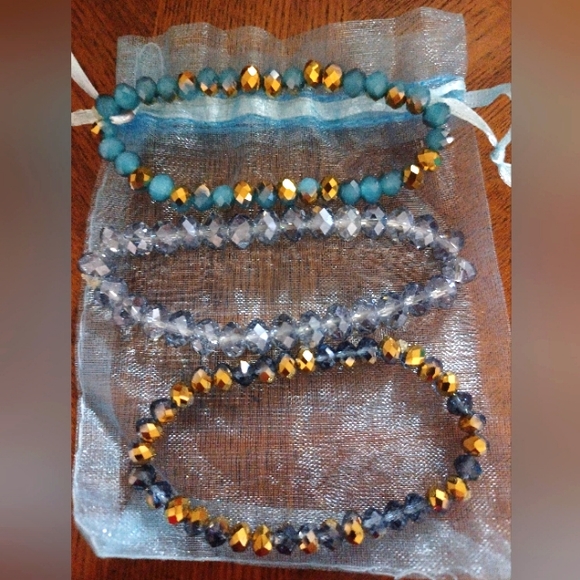 Bracelets - Picture 2 of 2